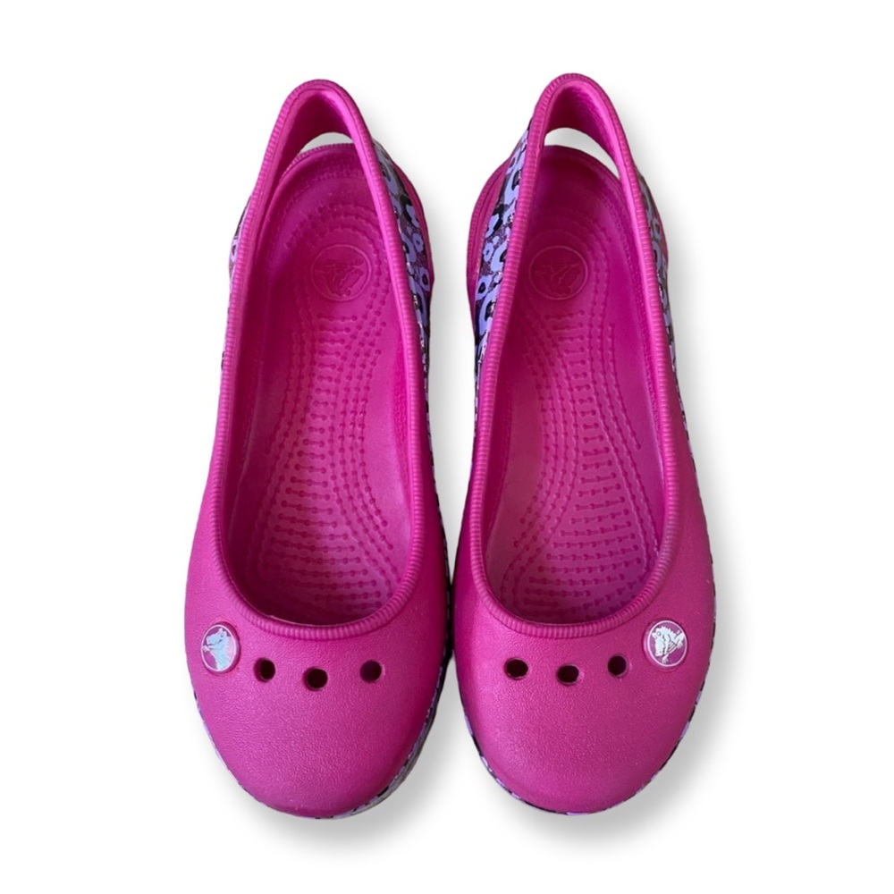 Crocs Genna II Girls Flats sandals cut out Pink Purple Leopard J1 NWOT